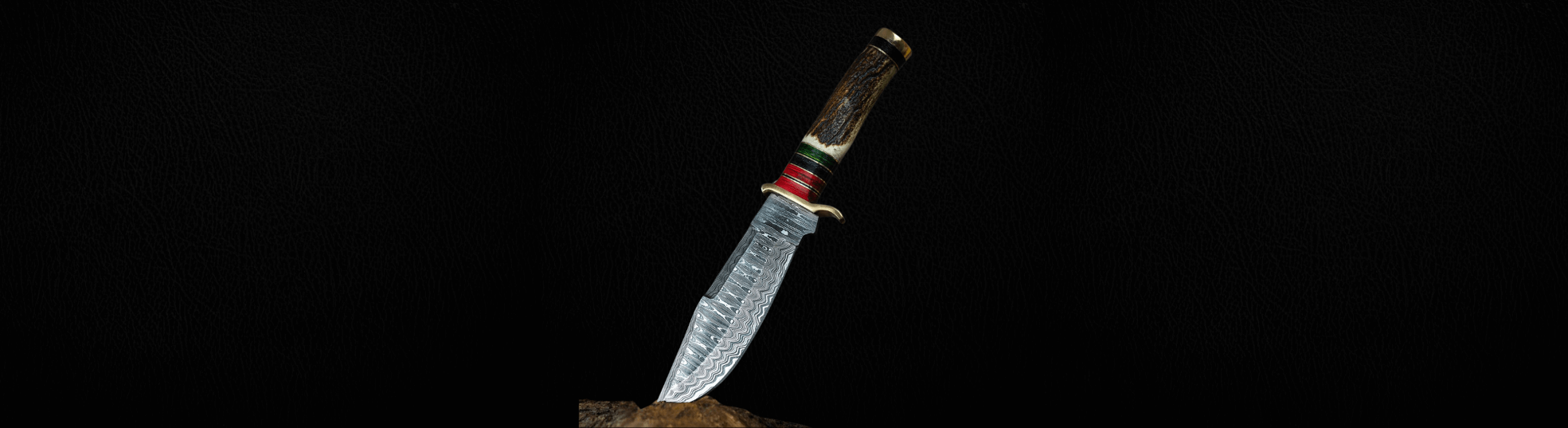 Sharp Damascus Hunting knife Stone